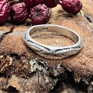 SILPADA Band Ring Dainty Southwestern Minimalist  Wedding  Sterling Silver 6
